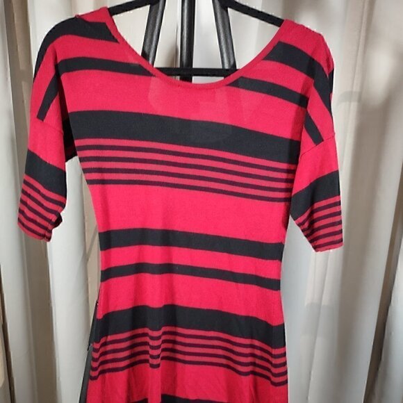 Derek Heart I'm In Love With Derek Dress! Red/Black Size M - Picture 4 of 6